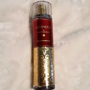 Bath and Body works NEW LUMINOUS